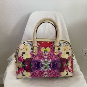 Henri Bendel Purse. Multicolor